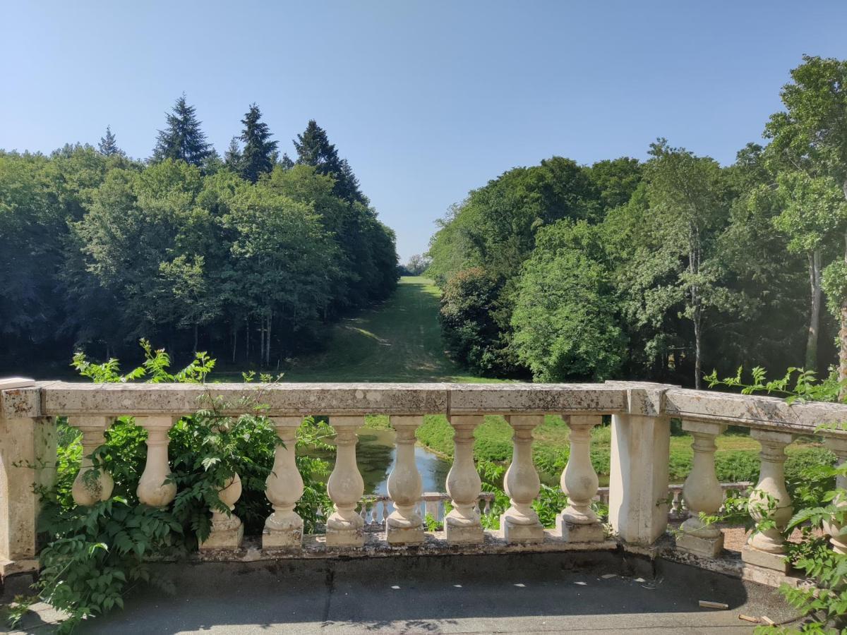 Chateau De La Huberdiere Nazelles-Négron Extérieur photo