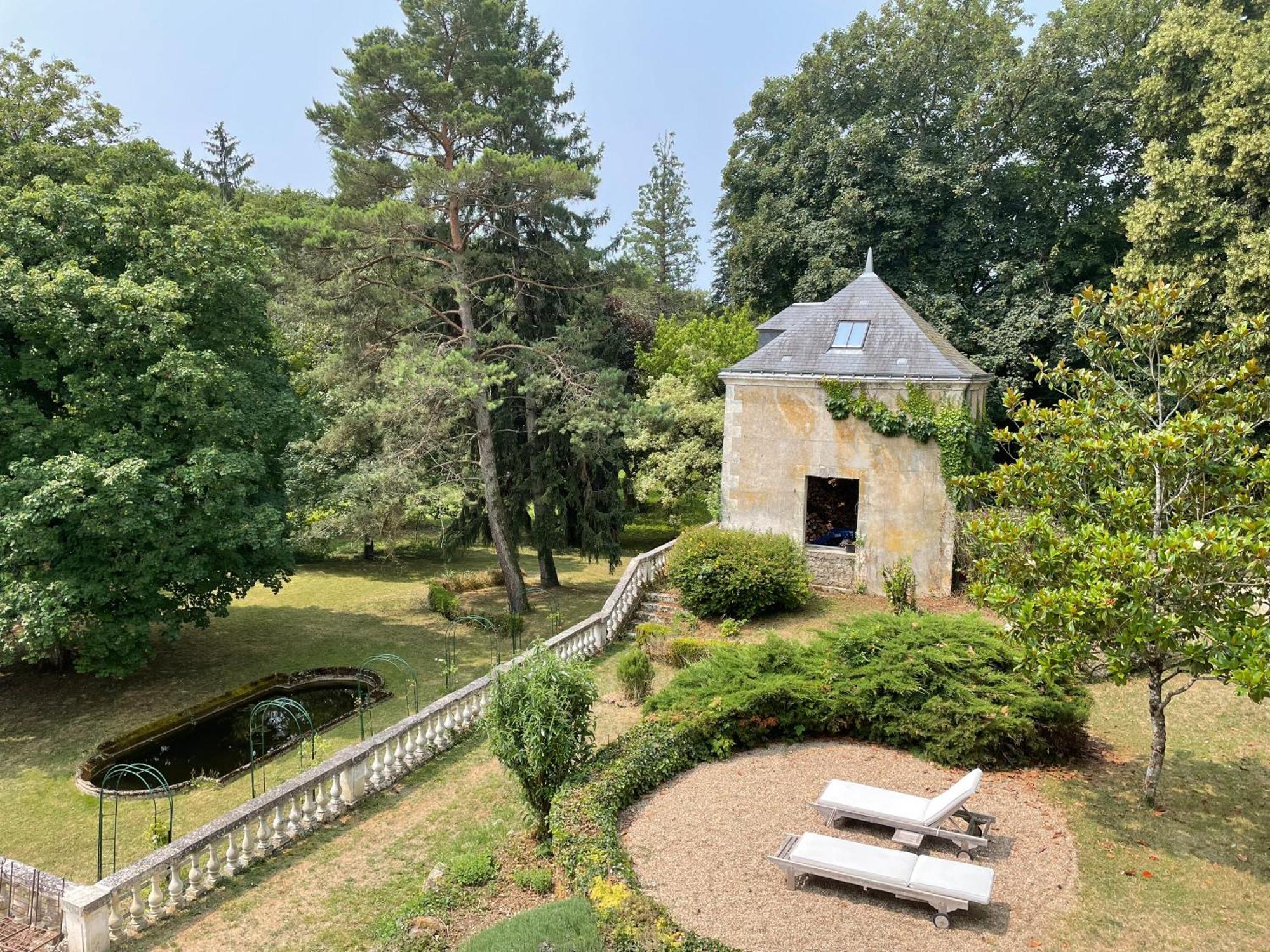 Chateau De La Huberdiere Nazelles-Négron Extérieur photo